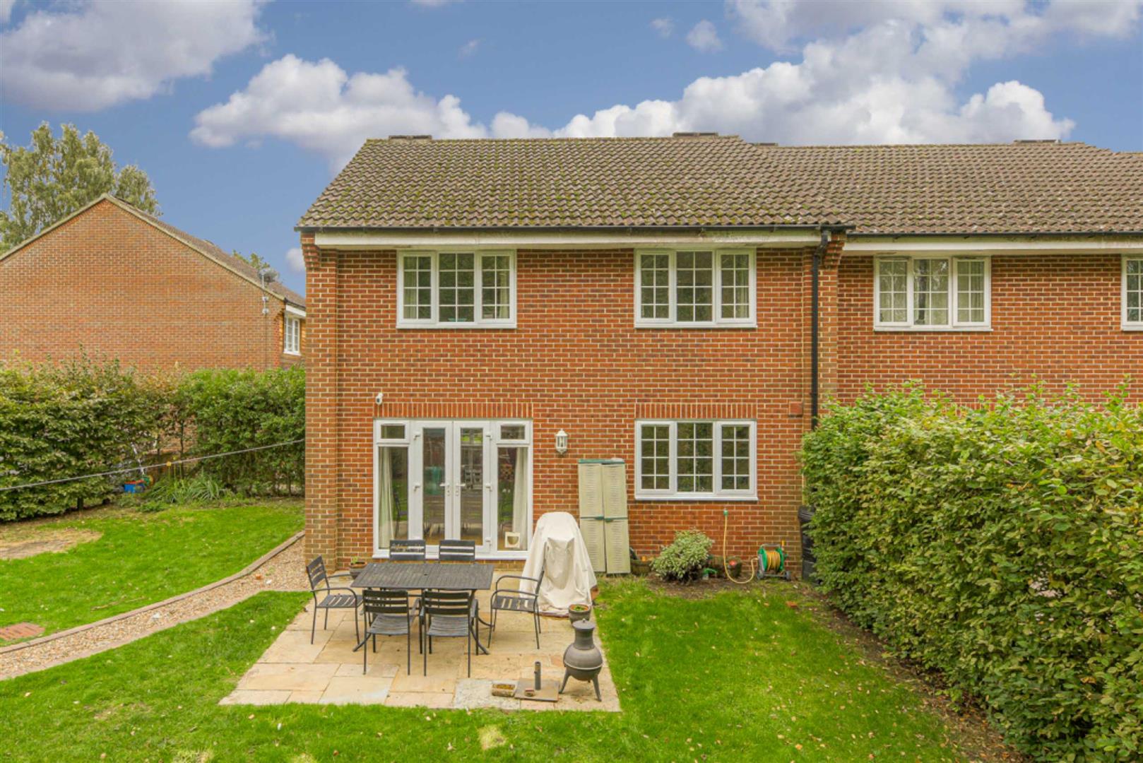 4 bedroom House End Terrace, Cuddington Glade, Epsom The Personal Agent